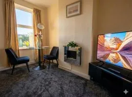 Stylish 1BR, Free Parking & Smart TV