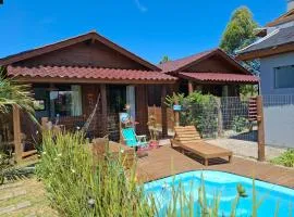 Chalé piscina compartilhada com cozinha