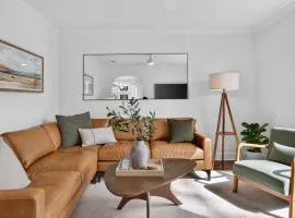 10th St Retreat
