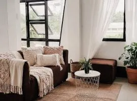 El Kim Suites