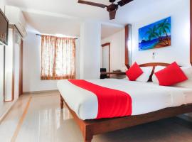 Hotel O R.K.S Sampath Lakshmi Lodge: Gūdraippattu şehrinde bir otel