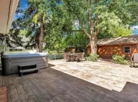 Port Clinton Getaway FamilyFriendly Home Near Lake