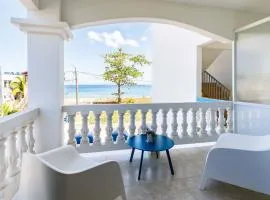Villa Table Rock - 2 bedroom suite with breathtaking ocean views