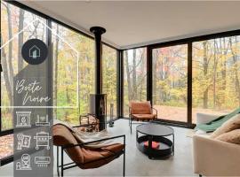 Chalet Black Box, hotel di Mansonville