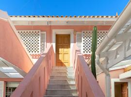 Dolphins Backpackers, ξενοδοχείο σε Sunshine Beach