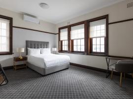 Southern Cross Hotel, hotel pobl&iacute;ž Leti&scaron;tě Sydney, Sydney