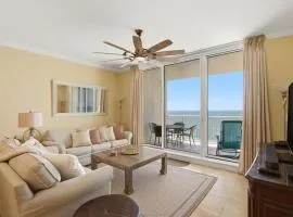 PRIVATE BEACH FRONT LUXURY CONDO, AMAZING VIEWS, INDiGO E, 5-STAR, 2 BALCONIES , PREFERRED PARTNER PRG