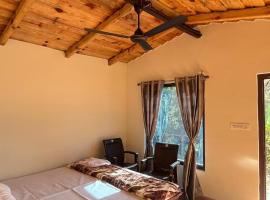 Luvyash Campsite Stays, готель у місті Бхімтал