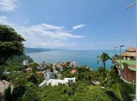 Oceanview Gem Pool & Balcony Conchas Chinas