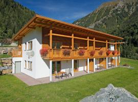 Leitenhof, viešbutis šeimai mieste Val di Vizze