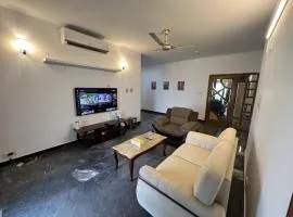 Luxury Apartment in Gulshan-1, 3500sqft