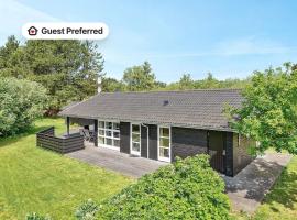 8 person holiday home in Ålbæk โรงแรมในÅlbæk