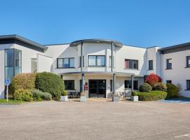 CIT'HOTEL Armony Hotel, hotelli kohteessa Bourg-Achard