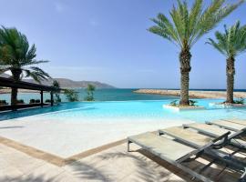 Ocean crescent As sifah, hotel a As Sīfah
