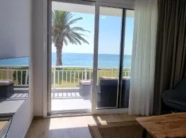 Seafront Bliss Apartment Skala Fourkas