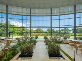 WE Hotel Jeju, готель у місті Согвіпо