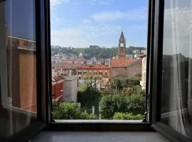 A47 Ancona, quadrilocale in pieno centro