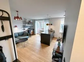 Comfy apartment close to the sea
