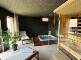 Hiša Marija Private Spa Villa، فندق في زْغورنيي سْكوفييي