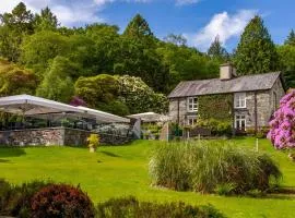 Aberdunant Hall, Snowdonia