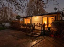 Minffordd Cottage, hotelli kohteessa Feilding