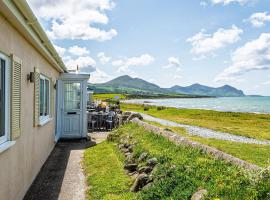 Niwl-y-Mynydd, hotel a Clynnog-fawr