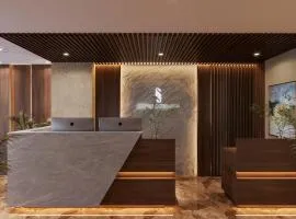 Splendid Star Suite Hotel