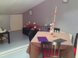 Appartement moderne avec 2 chambres à Dieulouard