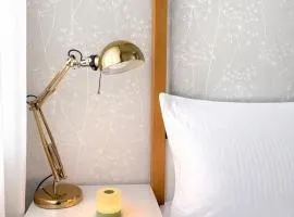 ZEUS Design Apartments Modern&Warm City