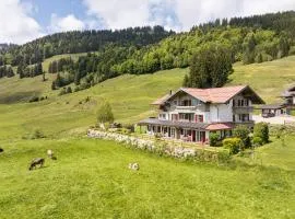 Alpenrösle Ferienwohnungen - Berge - Ruhe - Traumaussicht, 2- und 3-Raum-Wohnungen, Panoramasauna