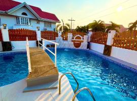 Hotel Adelina Balanga City Bataan, hotel en Balanga