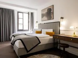 APLEND CITY Paul Inn