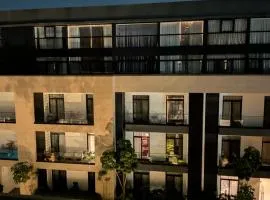 Royal Luxury Apartments at Embassy Gardens