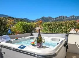 Le Coq Elysium - Exceptional 220 sqm Penthouse - Private Terrace & Jacuzzi - AC - 3 Parking Spaces