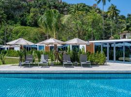 APPLE HOUSE Phuket Bungalows Near Bang Tao & Surin Beach، فندق في Ban Lum Fuang