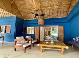 RAVENALA Lodge, Bungalow et Villa sur plage privée