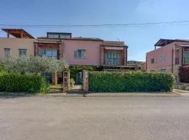 Apartment Sofia with Roof Terrace and Sea View in Gedici