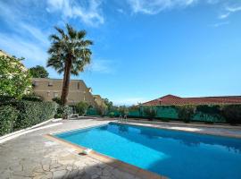 LE CAP SUD - Résidence Calme Piscine - Clim Balcon, hôtel à Menton