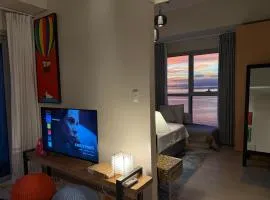 Luxury 1 Bedroom Facing Manila Bay Sunset Near Okada Airports MOA