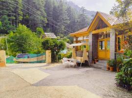 Hotel Purnima Kasol، فندق في كاسول