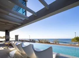 Moonlight Villas Calypso - Sleek Coastal Living by etouri