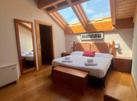 Hotel Casa Azcona: Zizur Mayor'da bir otel