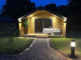 Riverside Retreats - Bella Parking & Sleeps 4 – hotel w mieście Gwinear