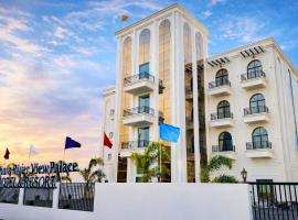 Mandhata Riverview Palace, hotel i Mortakka