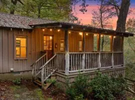 1930's Highlands Hideaway