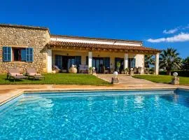 Finca Can Querubines Private Estate with Pool & Nature