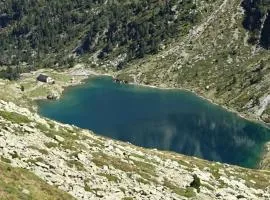 Appart Cauterets Les Campanules piscine rando velo