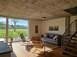 Viesnīca Wonderful cozy apartment very well located pilsētā Gross Gurmels