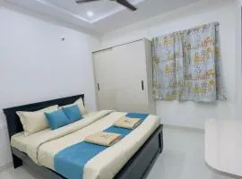 B2 601 1BHK Flat by Charter Stays
