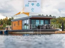 Floatinghouse Skyline